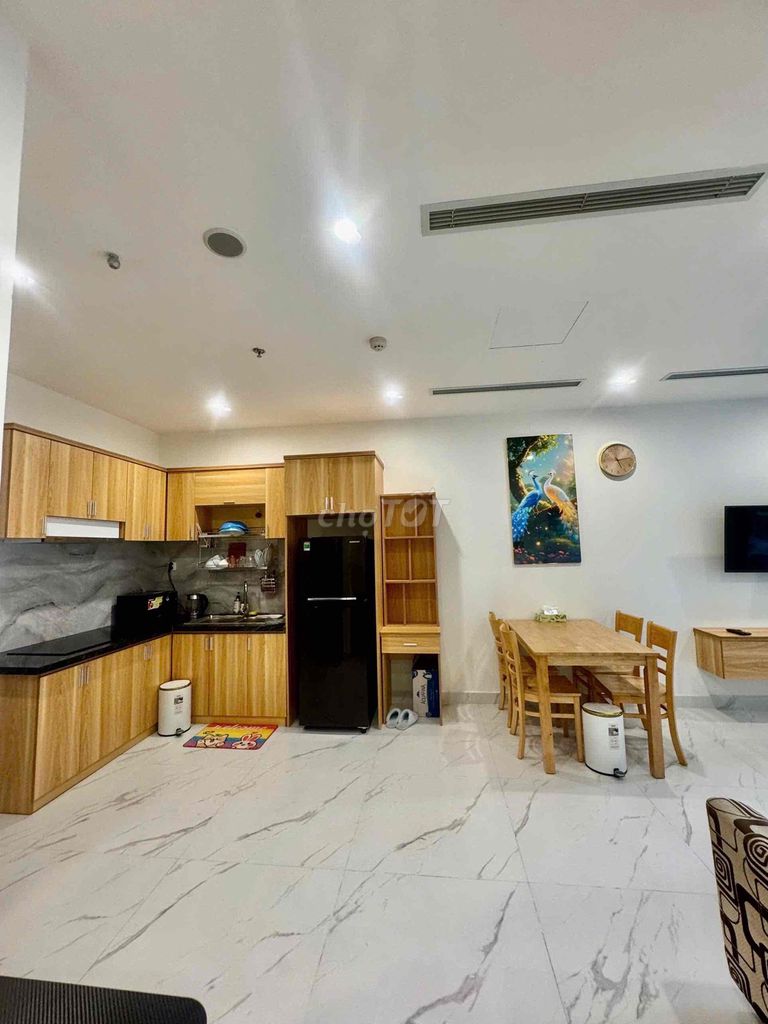 Rent The Beverly - Vinhomes Grand Park senior apartment.