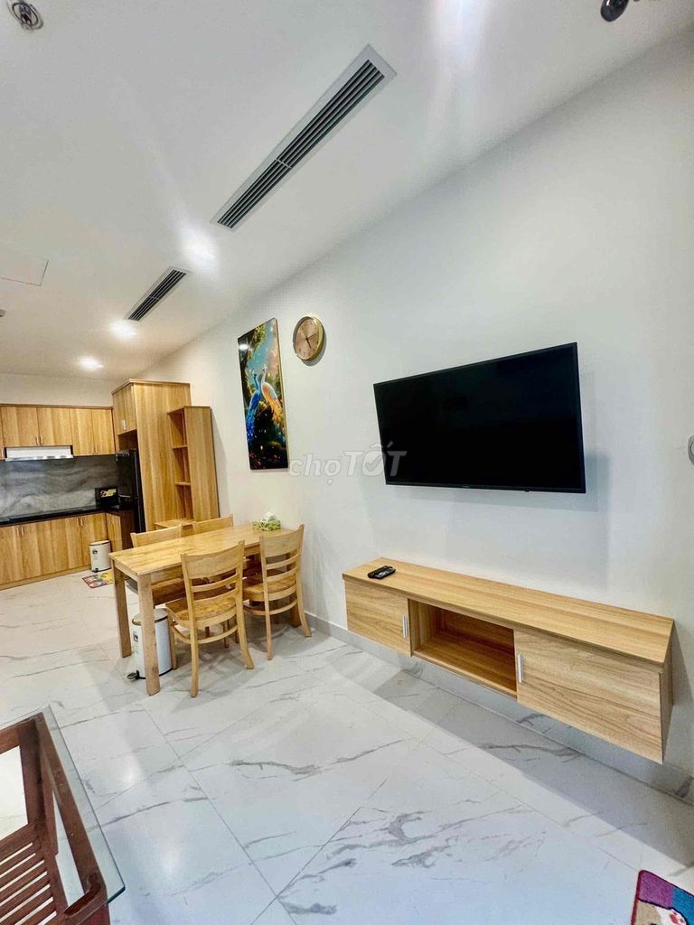 Rent The Beverly - Vinhomes Grand Park senior apartment.