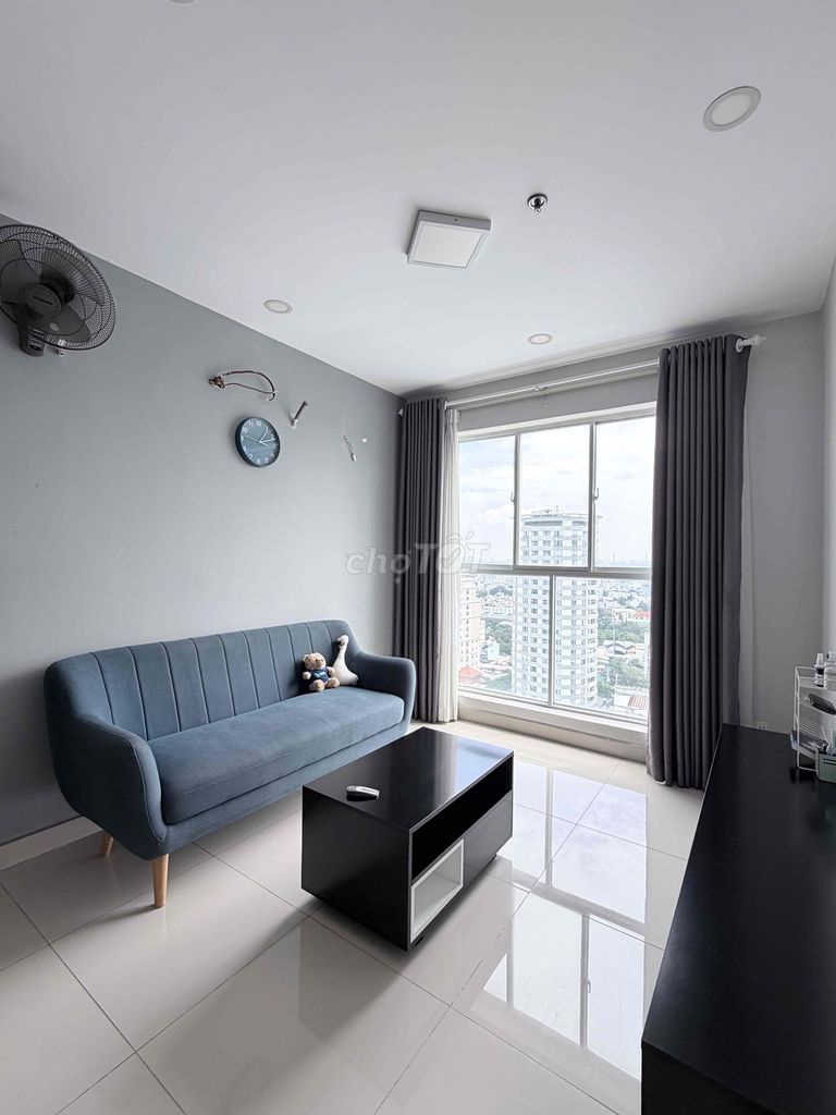 Rent the apartment. Two bedrooms. Two toilets.