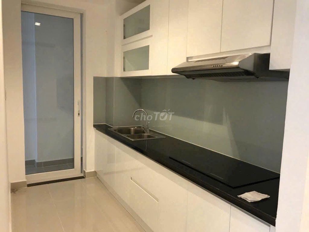 Rent Sky Center, 74 meters, 2 bedrooms, 2 toilets, empty houses, 15 million a month.