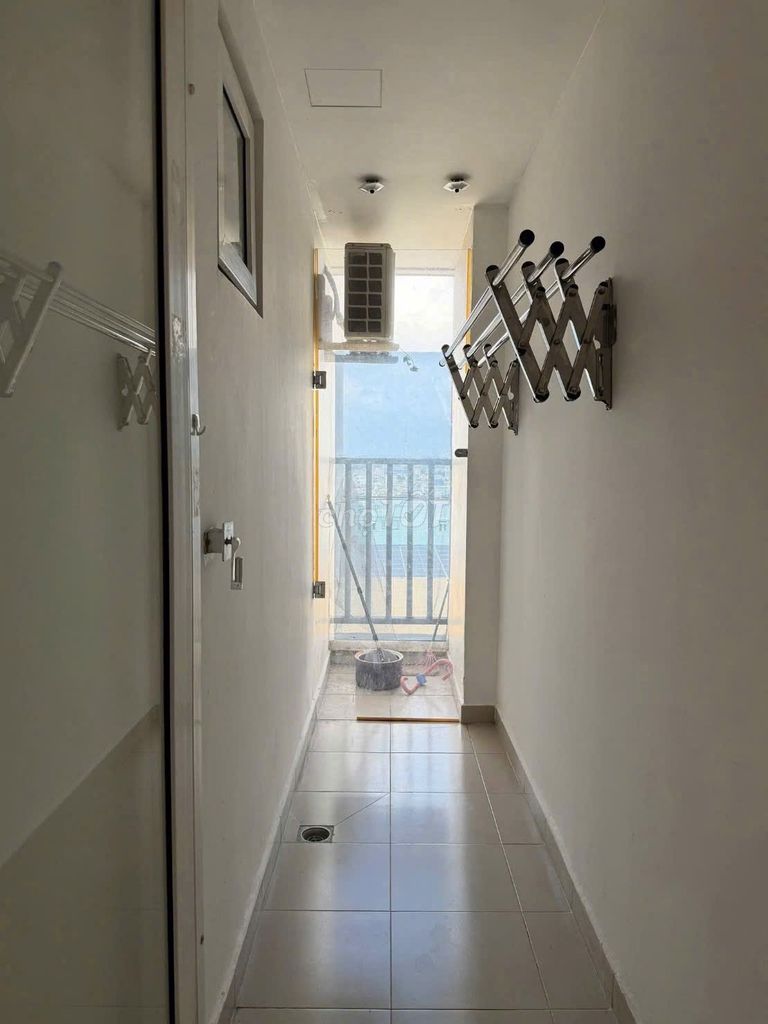 Rent Sky Center, 74 meters, 2 bedrooms, 2 toilets, empty houses, 15 million a month.