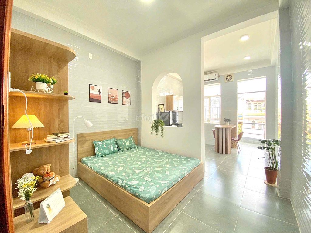 A Bancol kitchen room right on Thích Quảng Đức.