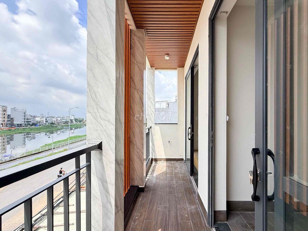 - Two bedrooms. - Open-line view. - New building.