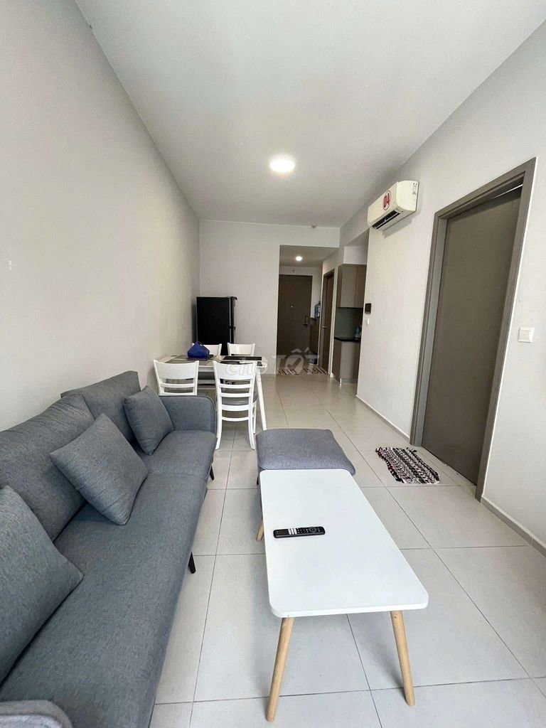 Rent the apartment.