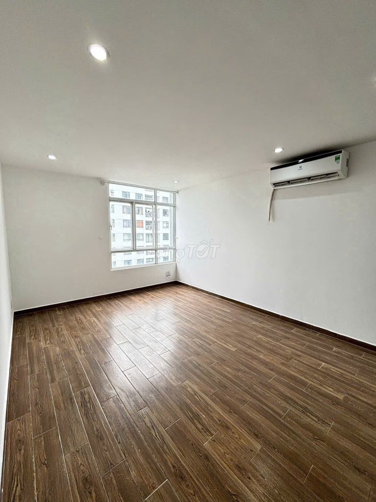 Need to rent a Vietcb apartment. 16 million.