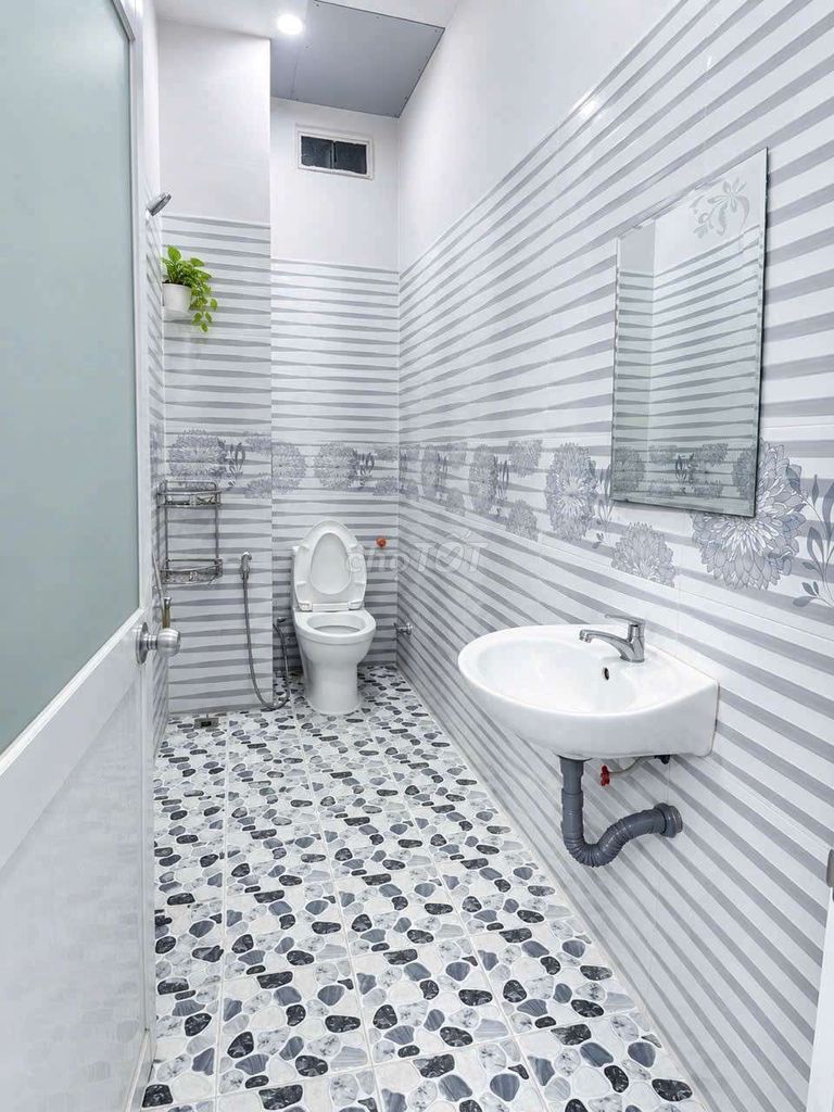 nice room - full interior - near market