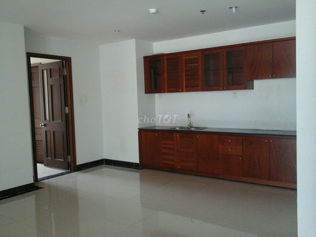 Rent a Vietcong 8-- 150 meters, 3 bedrooms -- 2 toilets -- 16 million.