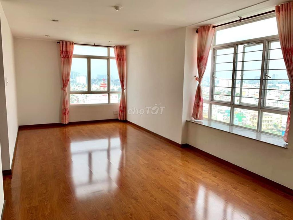 Rent a Vietcong 8-- 150 meters, 3 bedrooms -- 2 toilets -- 16 million.