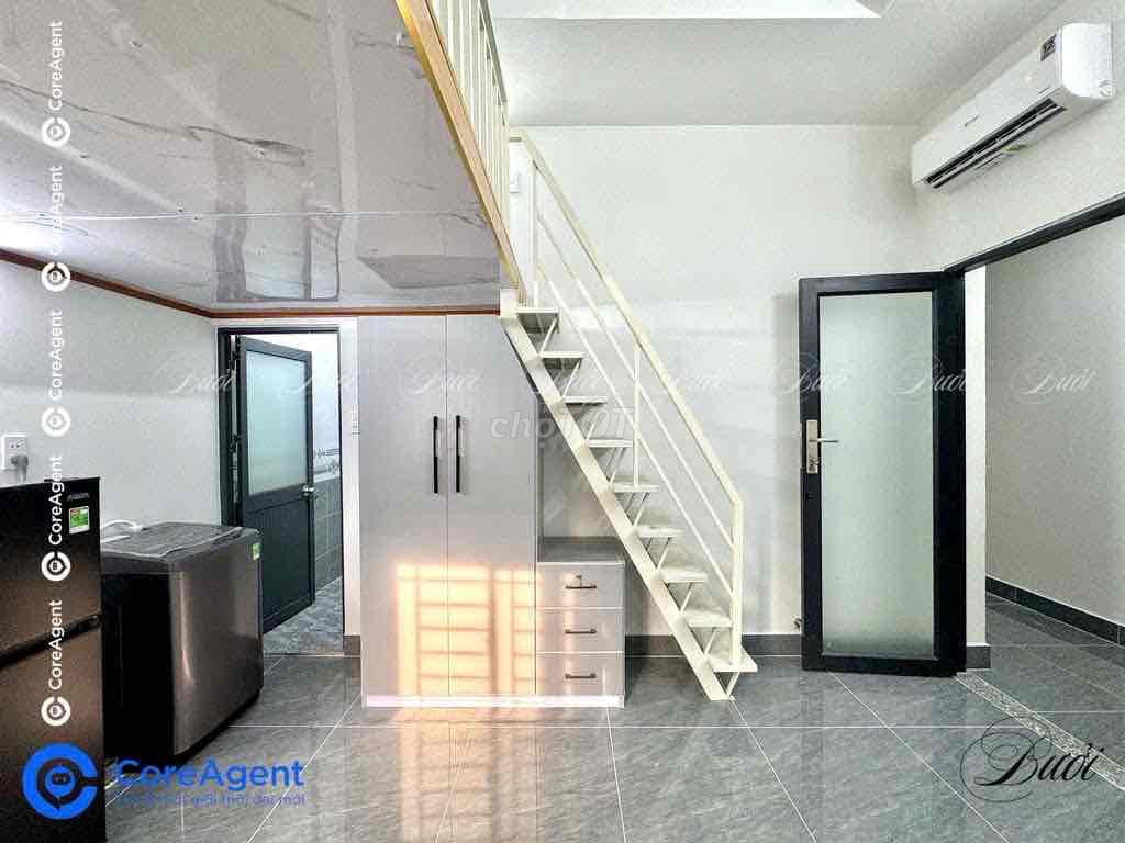 The apartment is full of furniture - with their own washing machine at aeon Tân Phú!