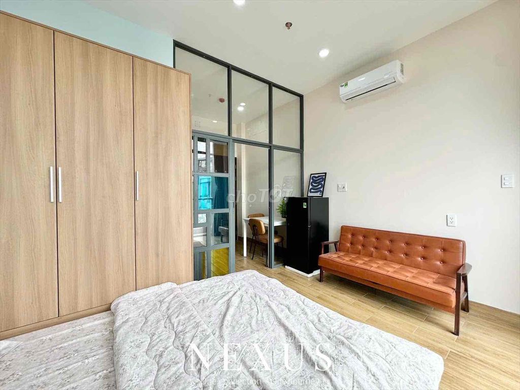 A full-scan kitchen bedroom.