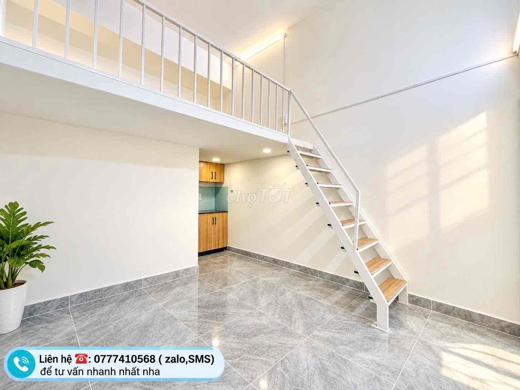 Superwide room with air conditioning.