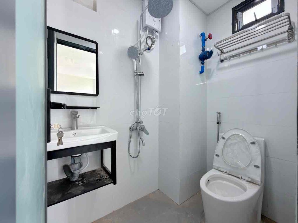 Tell Zhang the new apartment to build-up-dum for 500 klicks of pussy guests - close to vlu-nttu