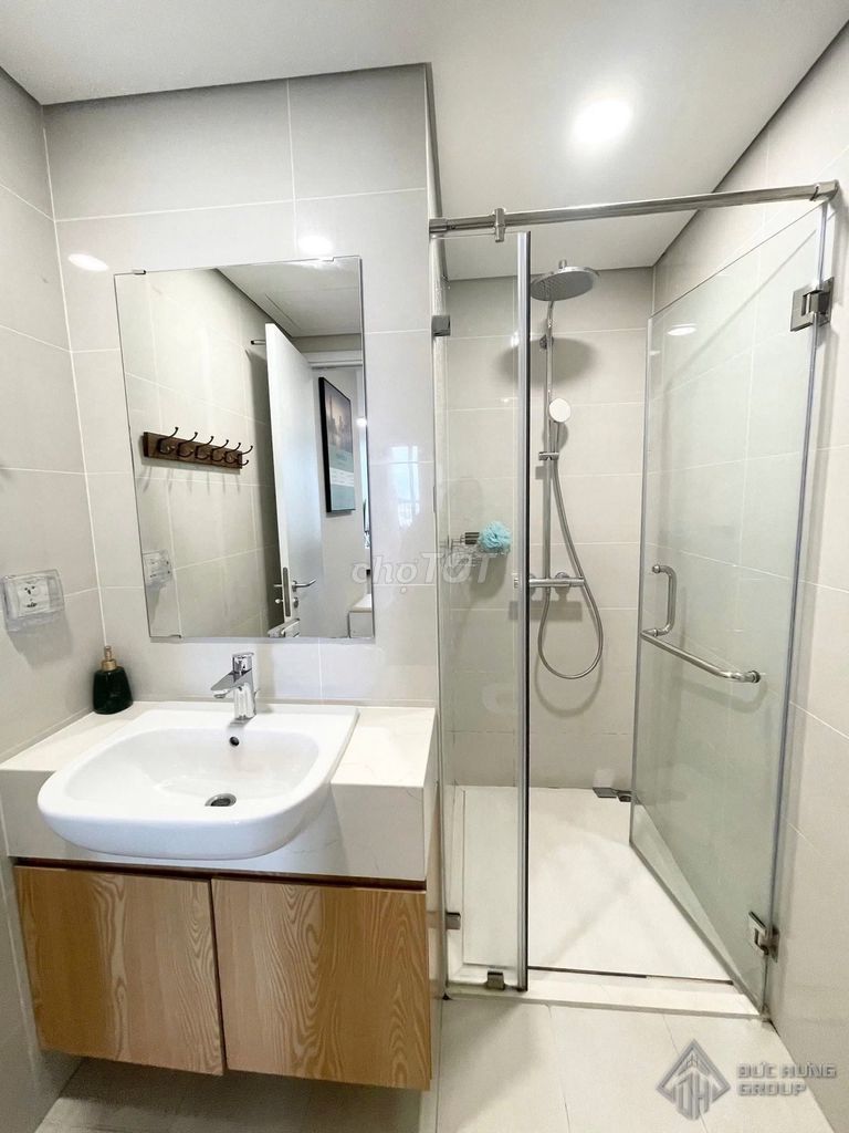Eco Green Sài Gòn 3 bedrooms full of fine furniture only 22 million a month.
