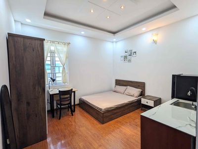 The owner rented the room near Lang University, Gimult Bình Thạnh.