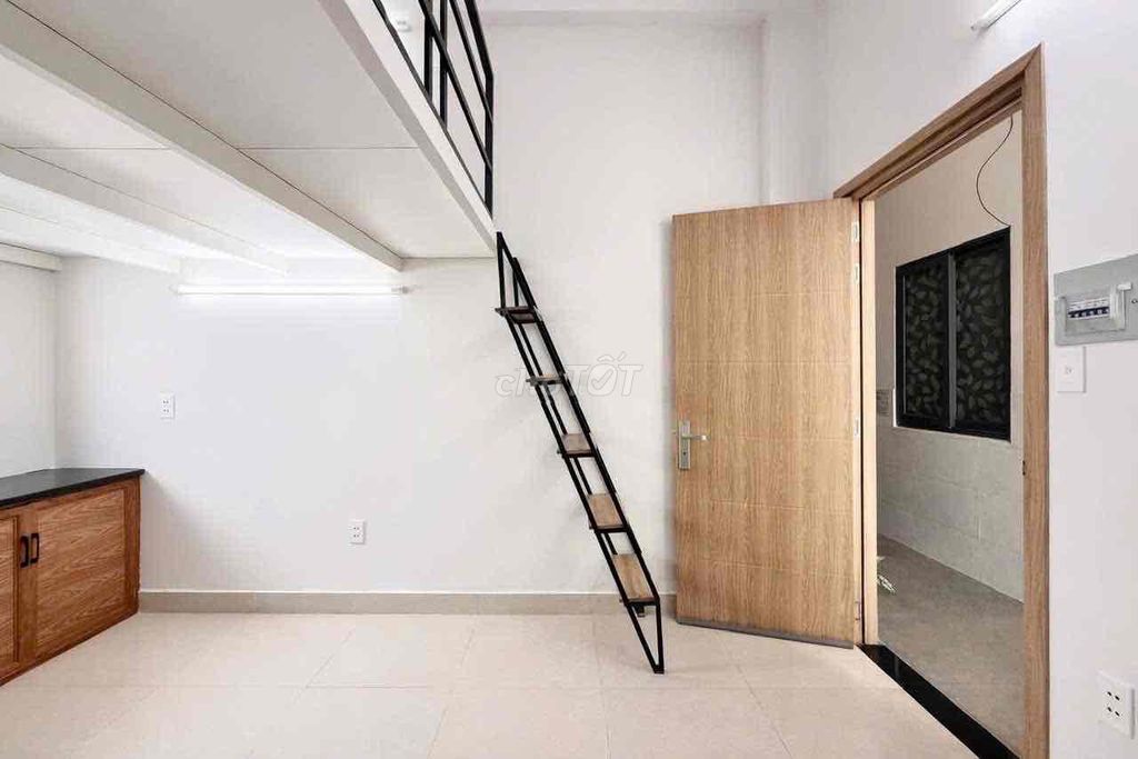 apartment full of elevators - protection - right around the student circle - open university