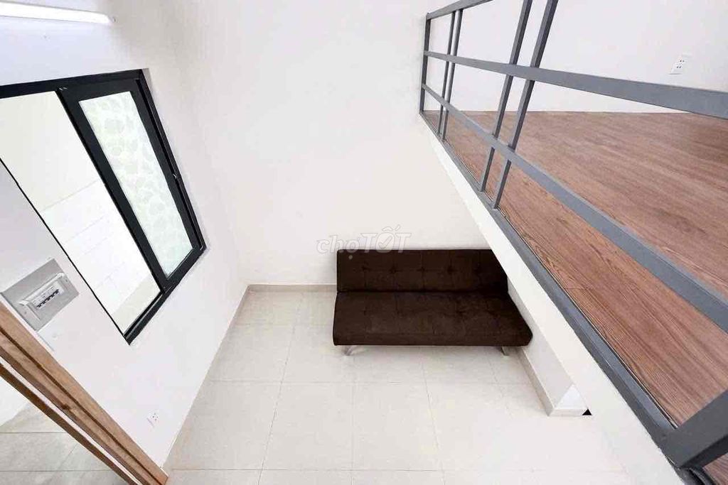 apartment full of elevators - protection - right around the student circle - open university