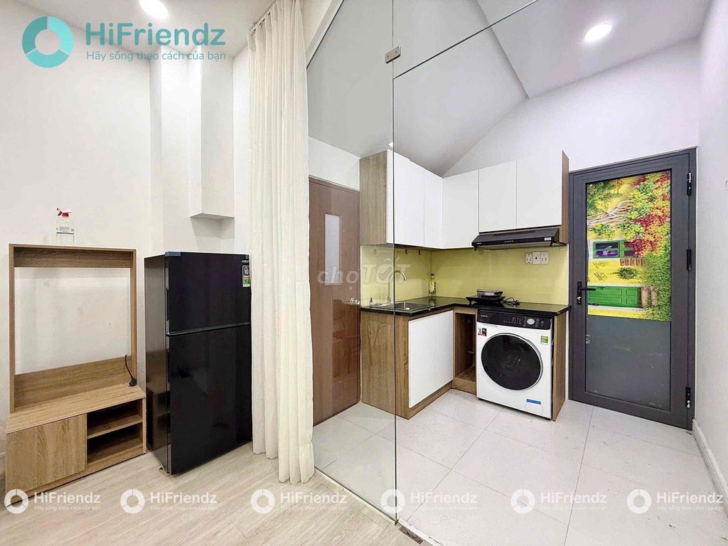 A kitchen bedroom, Đào Duy Anh.