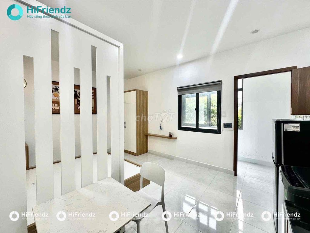 rents the Bancol studio into the kitchen - full interior - Tân Sơn Nhì -free car