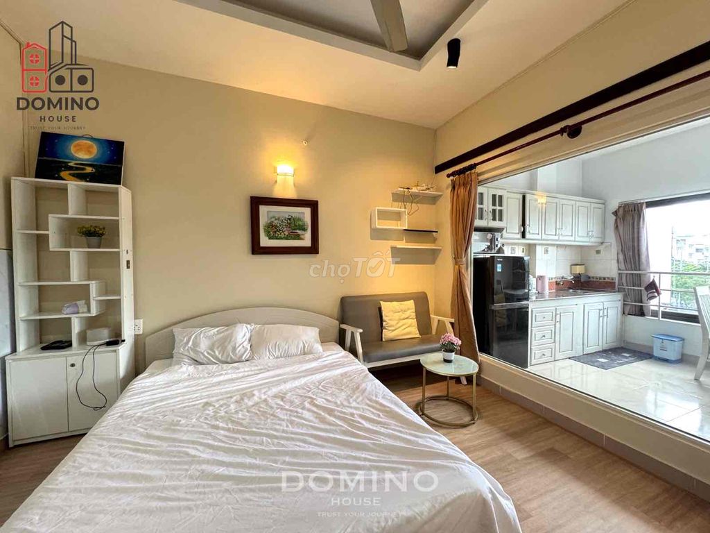 Rent the Guardian a kitchen room, balcony, Thảo Điền District 2.