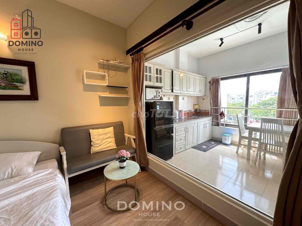 Rent the Guardian a kitchen room, balcony, Thảo Điền District 2.