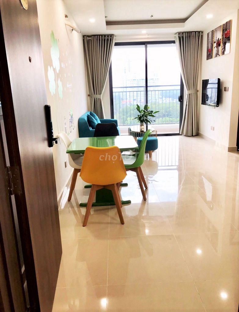Rent out the District of 7 Boulevard 2 bedrooms 2 toilets, full interior in the same place.