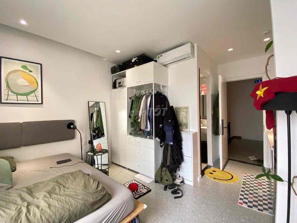 Rent Studio Tower, District Two.