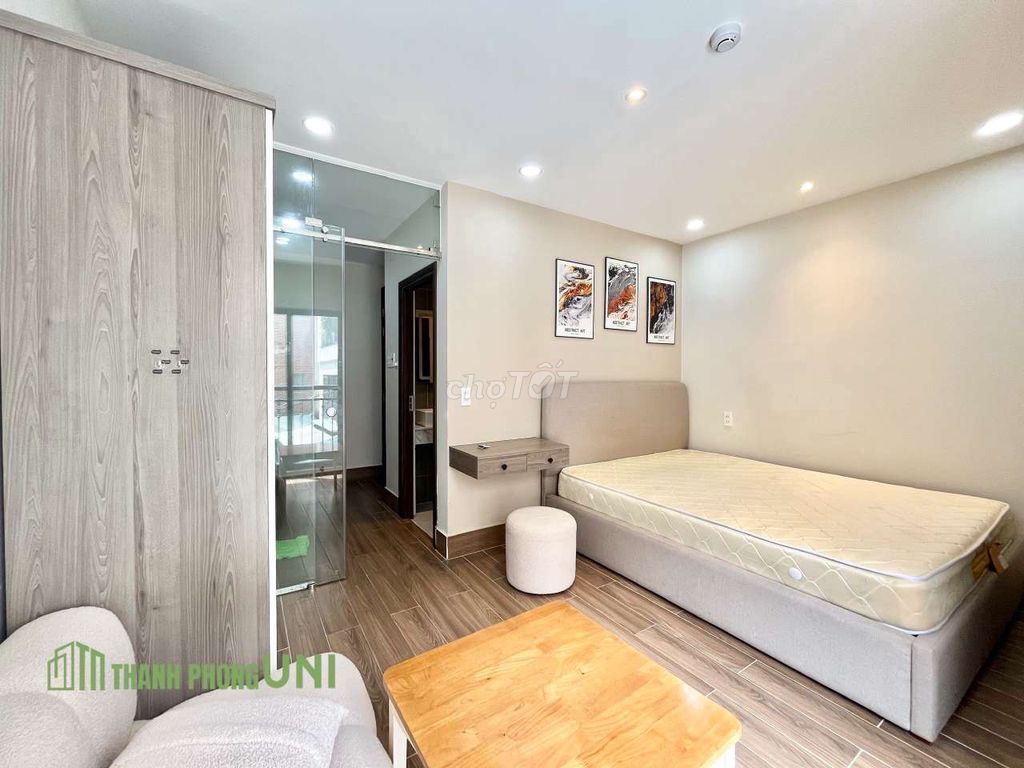 Hire a nice balcony bedroom, Bình Thạnh Center.
