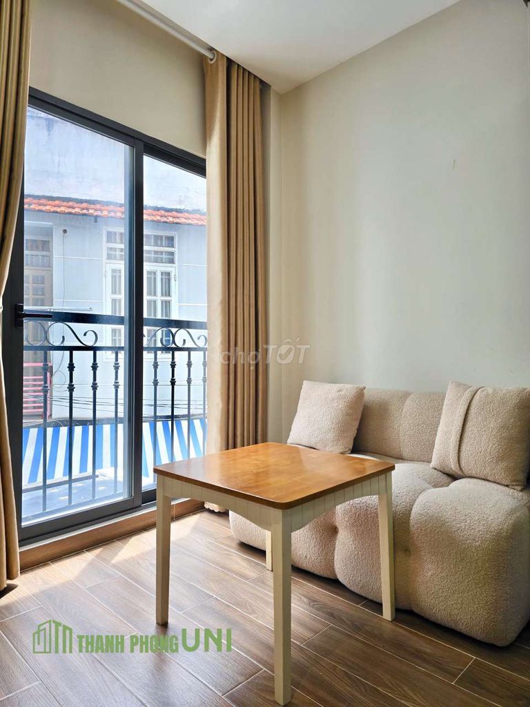 Hire a nice balcony bedroom, Bình Thạnh Center.