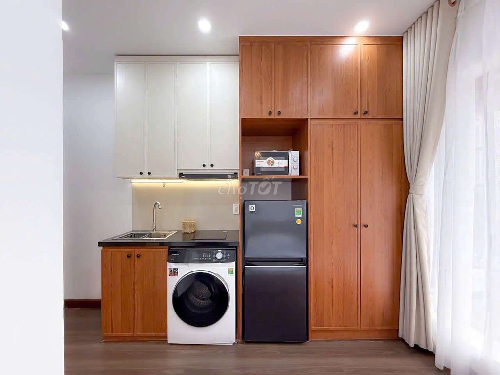 The studio apartment 1 35 m .2_Full Homeland" near the eighth clemation