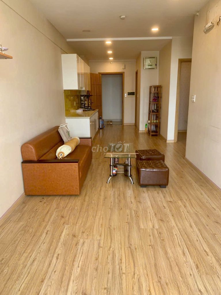 It's the owner of Qq170 M2. Two bedrooms. Two toilets, full of furniture, only 10.5 million.