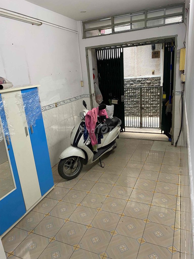 Rent a house in the 14th ward, Bình Thạnh.
