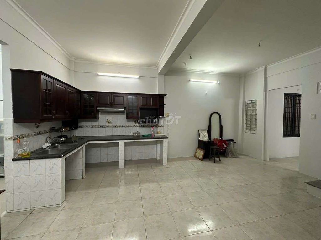 Rent the Original House near the School of Pad Chu