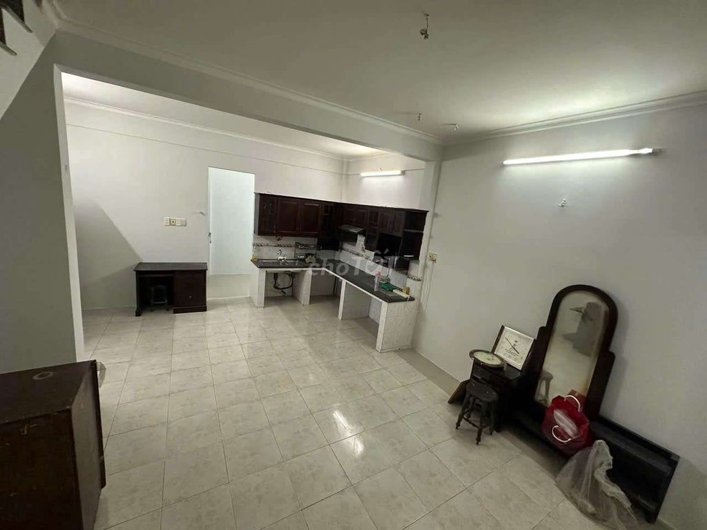 Rent the Original House near the School of Pad Chu