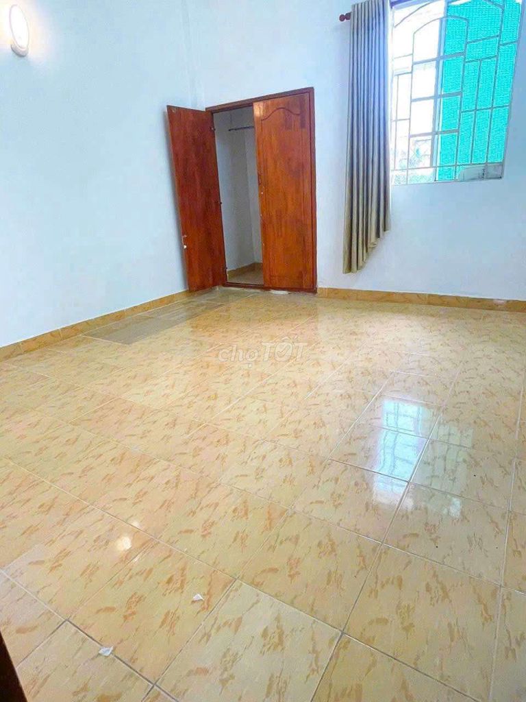 Renting the entire phan Huy ích-7-714 Gò Vấp.