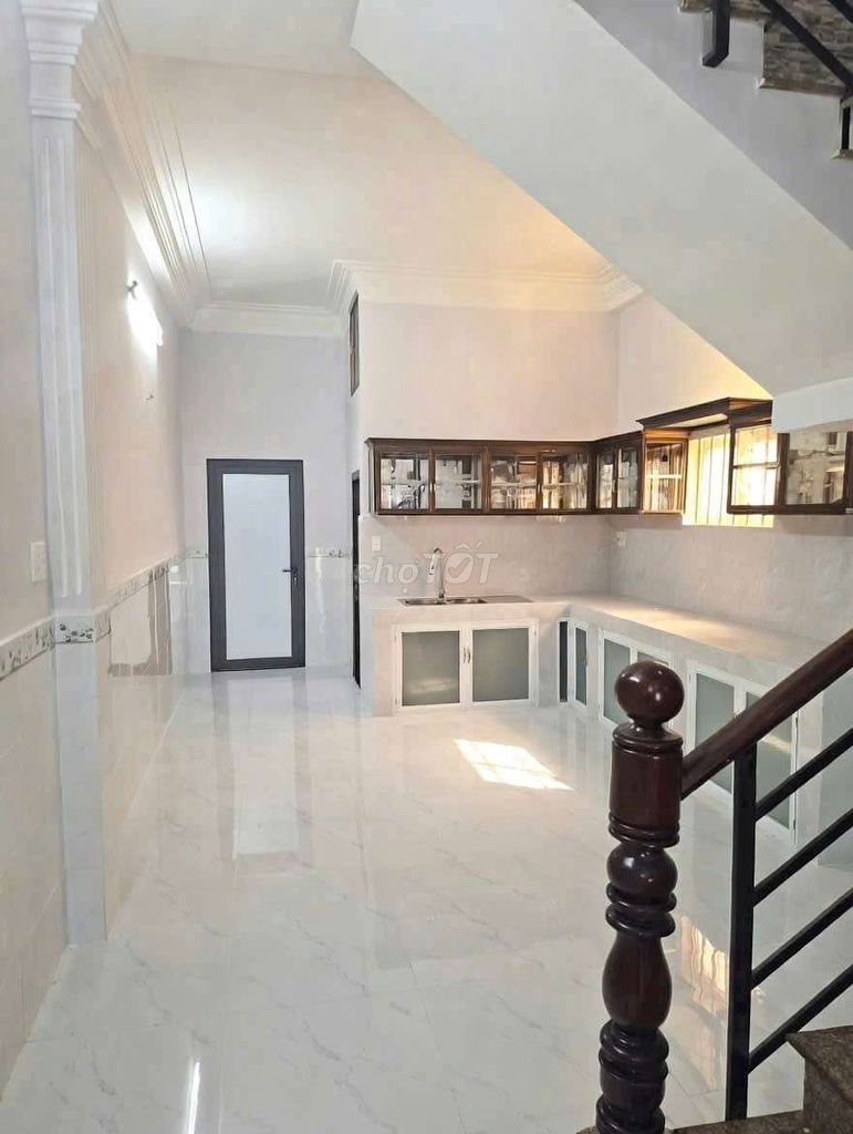 Masters of the House for rent 4 x 22 a floor 4 bedroom 3 toilets