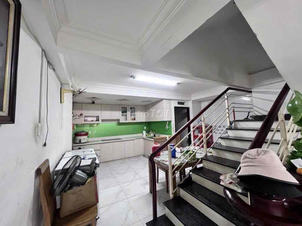 Rent 129 Trần Văn Quang, 5.8 meters x 20 meters, 4 floors, 5 bedrooms, 5 toilets