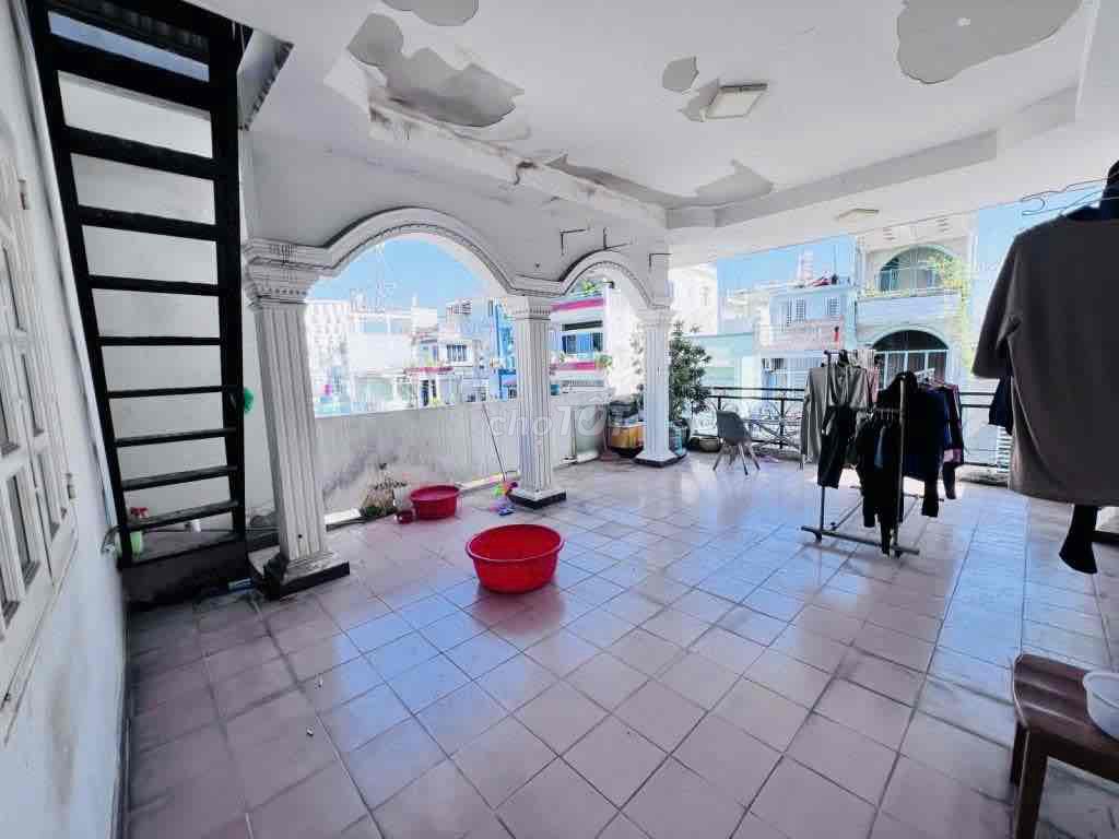 Rent 129 Trần Văn Quang, 5.8 meters x 20 meters, 4 floors, 5 bedrooms, 5 toilets
