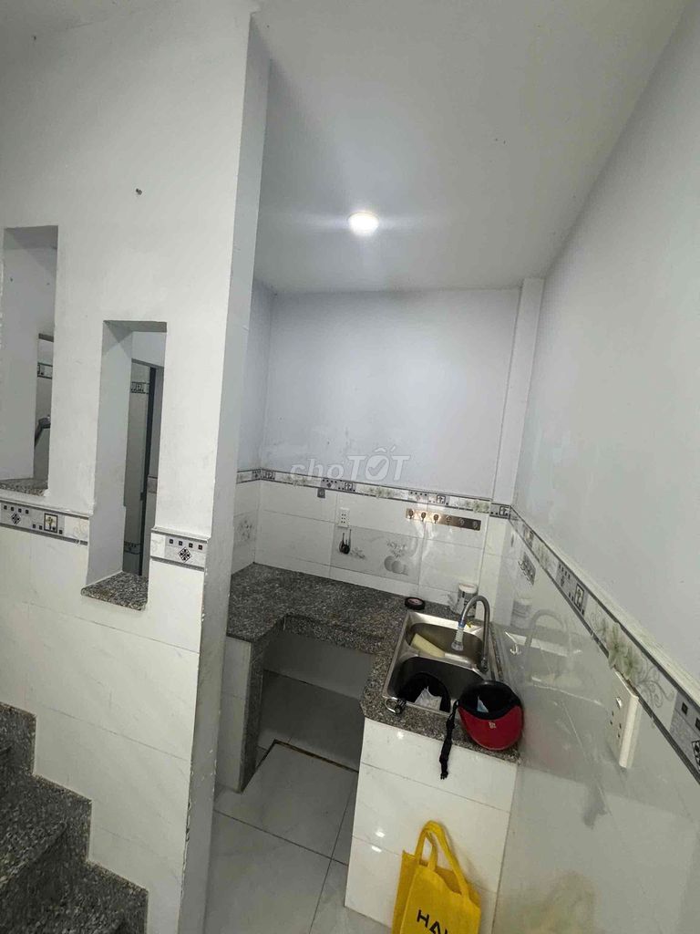 Two-story bedrooms.