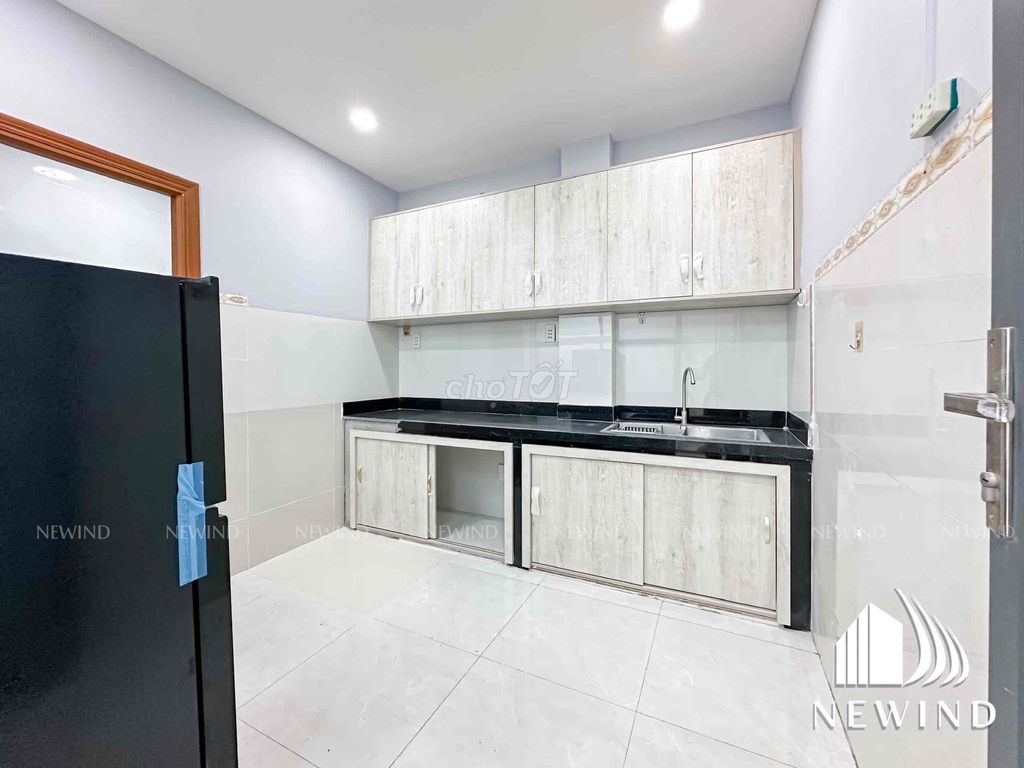 Rent the whole three bedrooms - 1 .2 stories. Near kcx, ufm, county 4