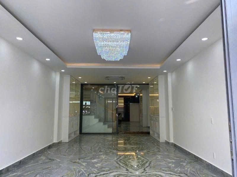 Need to rent hxt 178/4 A Tô Hiệu P.Hiệp Tân Q.Tân Phú with elevators