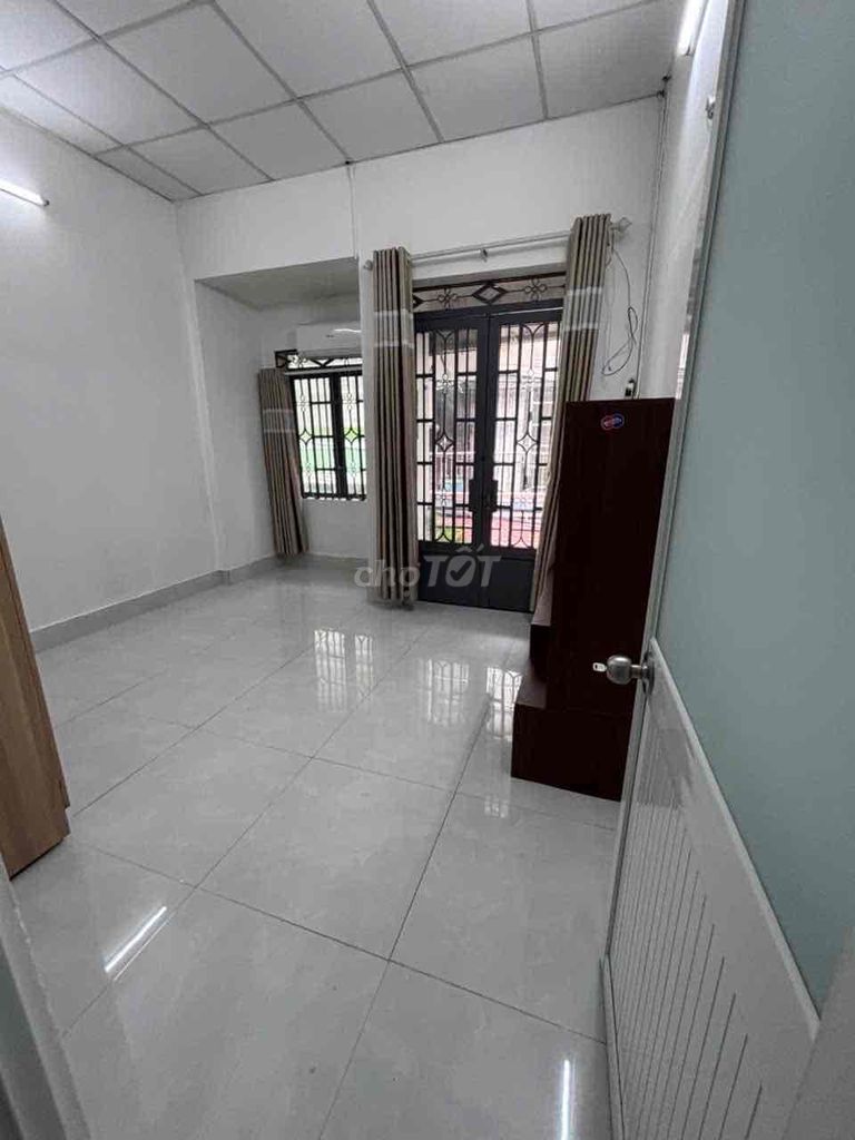 Rent a 105/41 Qq11914 Gò Vấp.