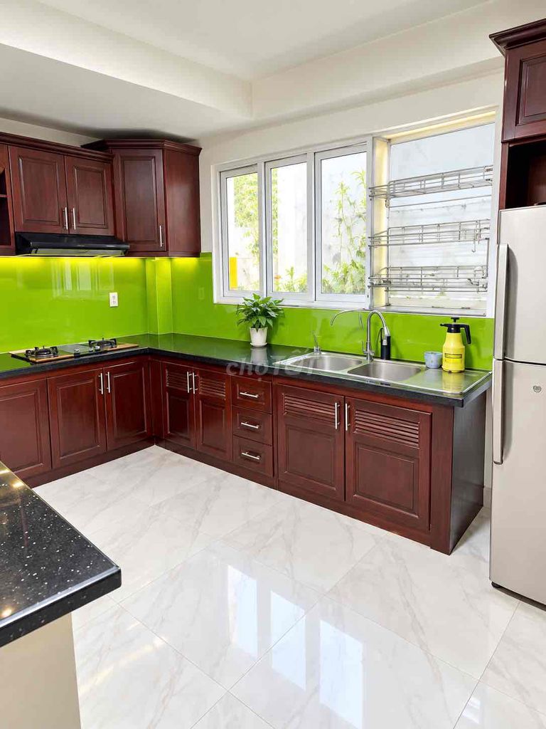 Renting the entire house in cash-- new east, Tân Phong, District 7
