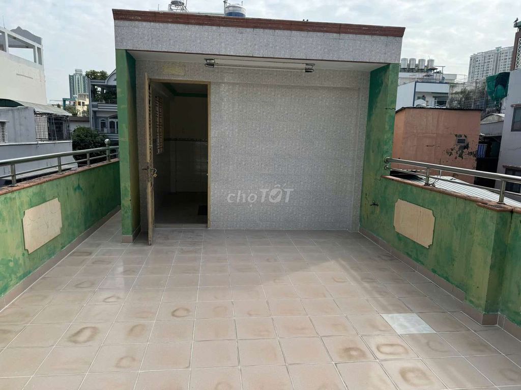 3 rooms Phạm Đình Hổ.