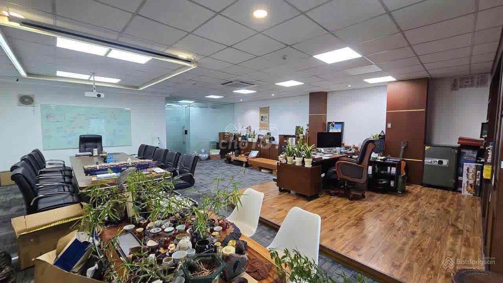 Hoàng Việt Tân Bình, 8 x20 mm 5th floor, elevator, pcc - 140 million refrigerators