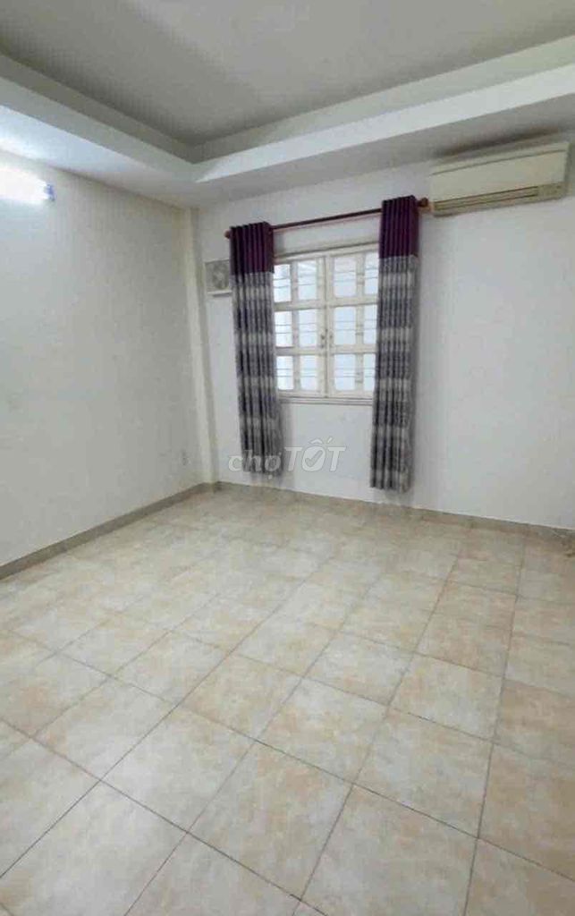 The 3th floor front of the South East East East Side P.Tân Phong- Quang