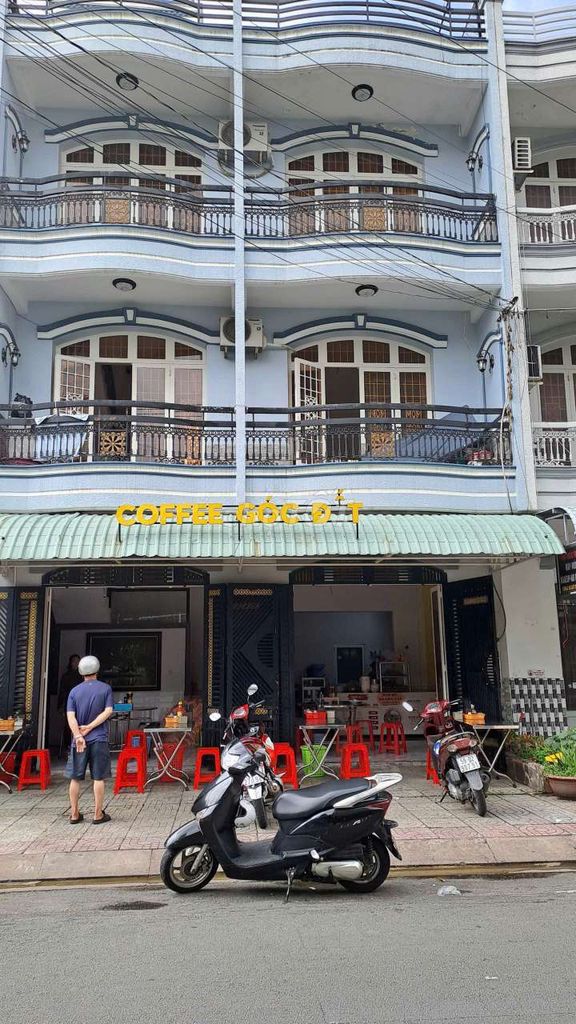 Hire two stories and business level, nice house.