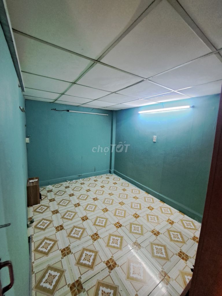 It's the owner who rents the 1 st floor 1 st floor 1 st floor 56m2 Kingdom Palace.