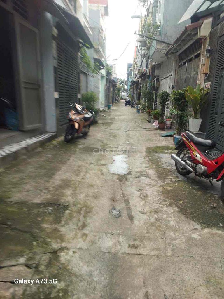 Rent the original house 6 x14 M 1 wipe 3 bedrooms Trung Mỹ Tây, District 12