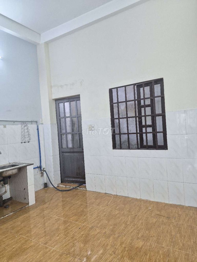House 64 m2 ground 2 floors 2 i. e. an 8-meter car bedroom.