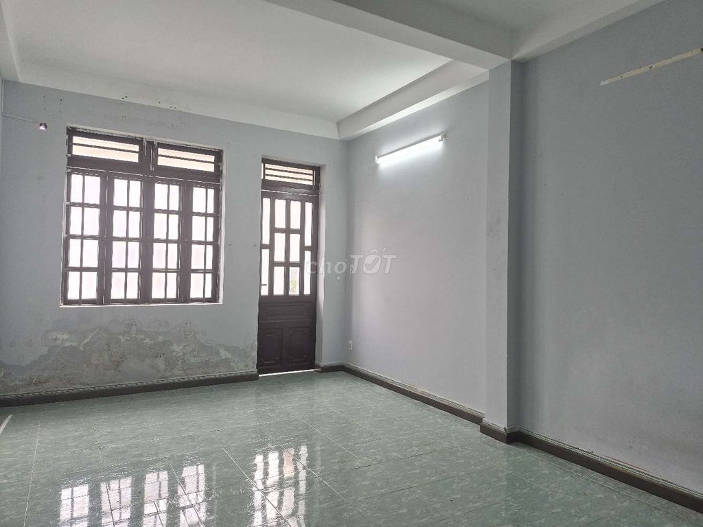 House 64 m2 ground 2 floors 2 i. e. an 8-meter car bedroom.